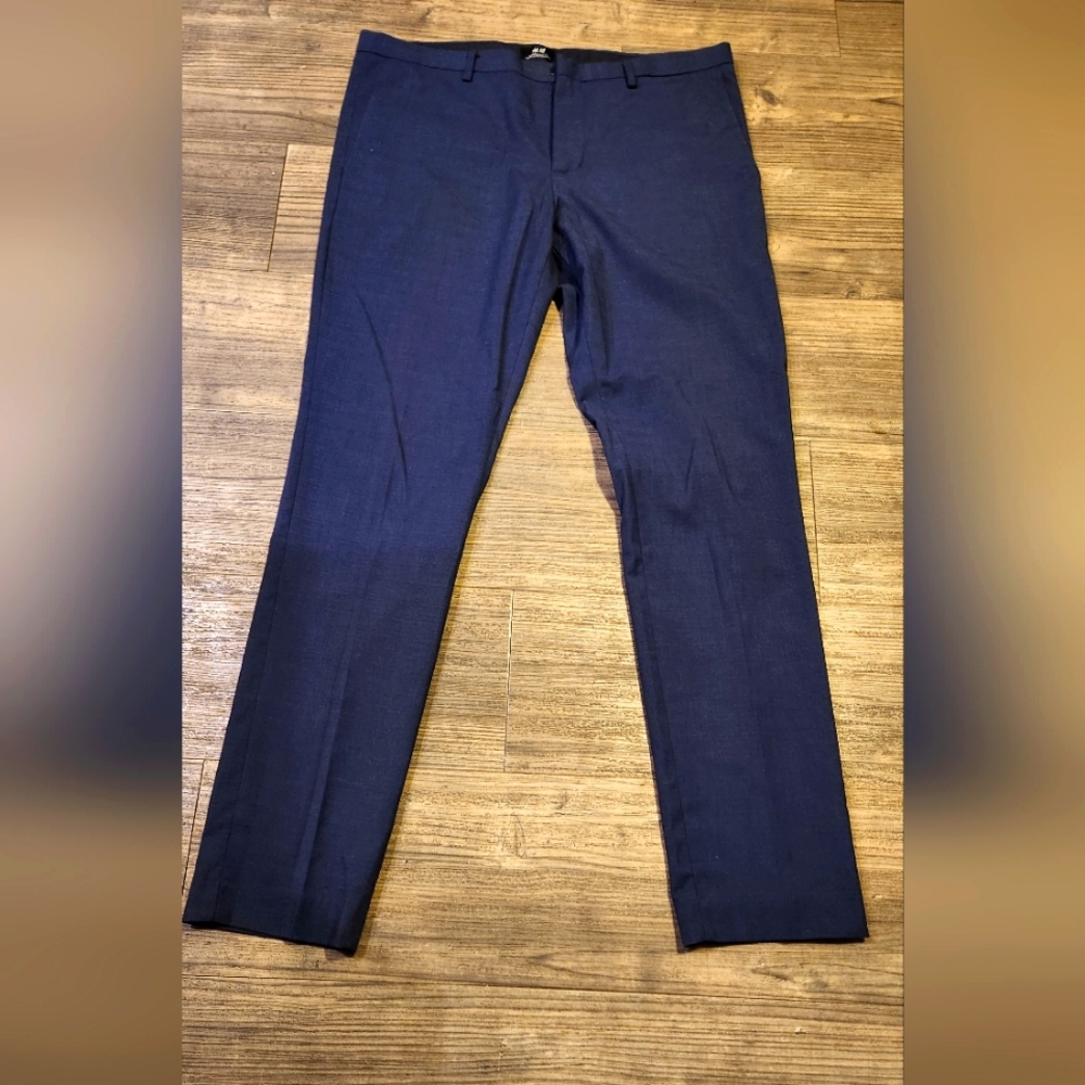 H&M Skinny Dress Pants / Chino Pants